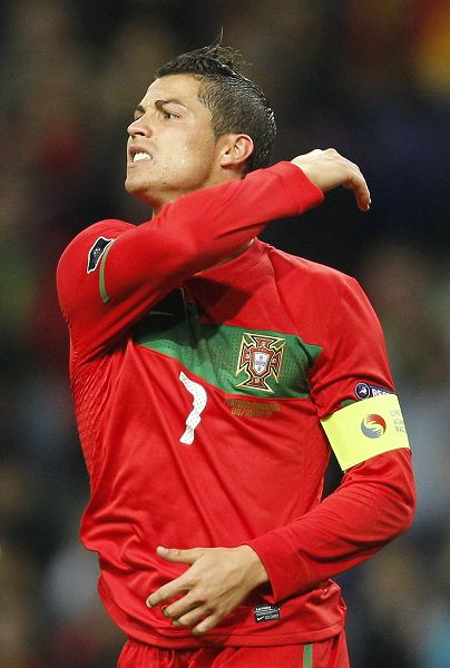 特拉布宗体育2-1哥兹塔比，奥纳纳个人集锦 你这样回来当二门可以（特拉布宗体育2-1胜哥兹塔比，奥纳纳高光集锦：这状态回归当二门没问题）