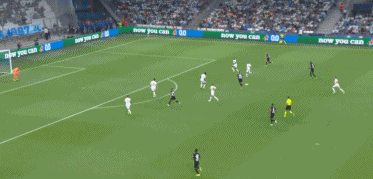 拜仁和曼联有意引进布莱顿中场巴莱巴（曼联、拜仁均有意签下布莱顿中场巴莱巴）