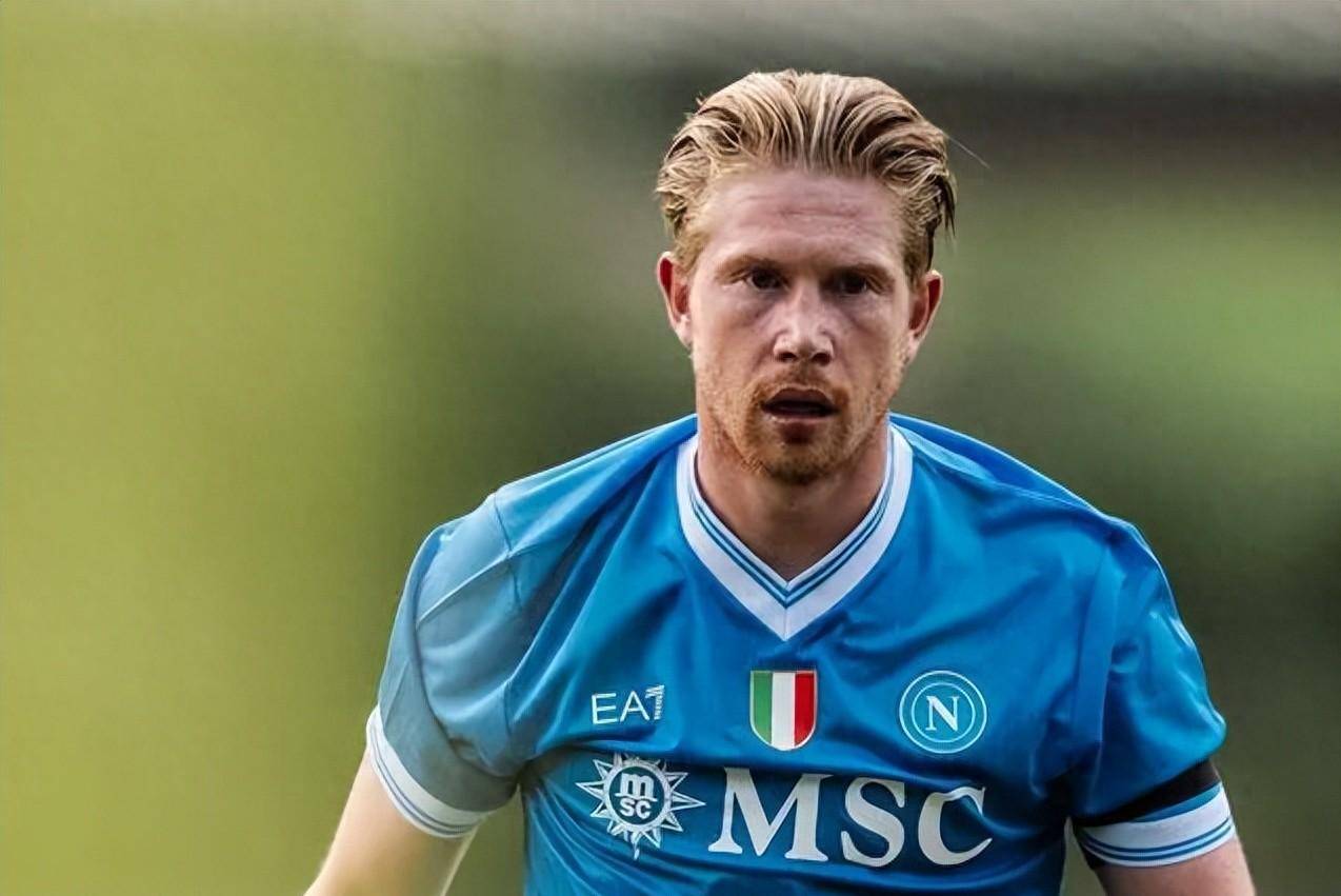 3场3球，成都B队艾孜买提当选中乙10月最佳球员／最佳青年球员（三场三球！成都B队艾孜买提包揽中乙10月最佳球员与最佳青年球员）