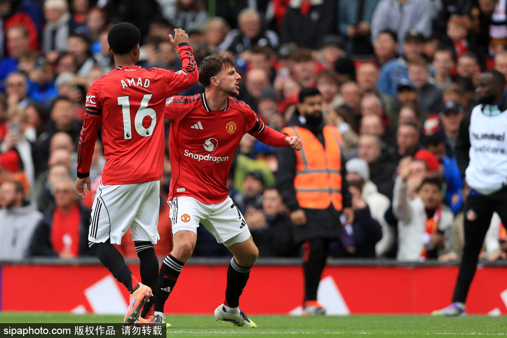 爆发！他连续得分无人能挡（火力全开！他连连得分无人可挡）